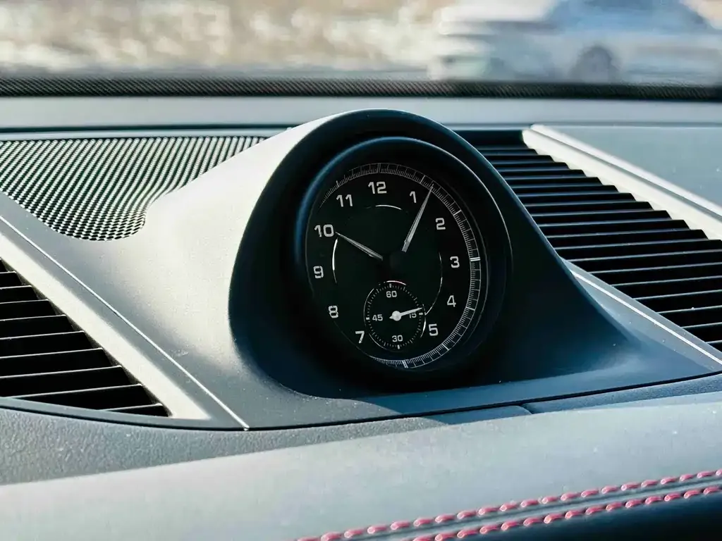 Porsche Macan 2023 из CN, фото 2