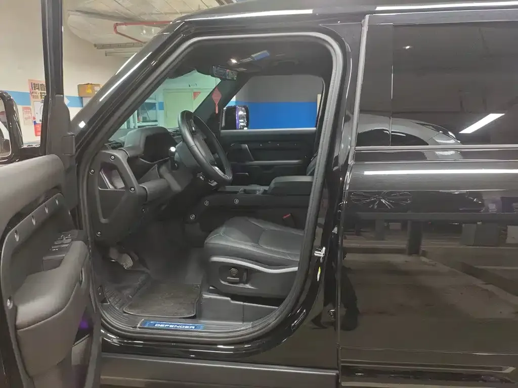 Land Rover Defender 2025 из CN, фото 3