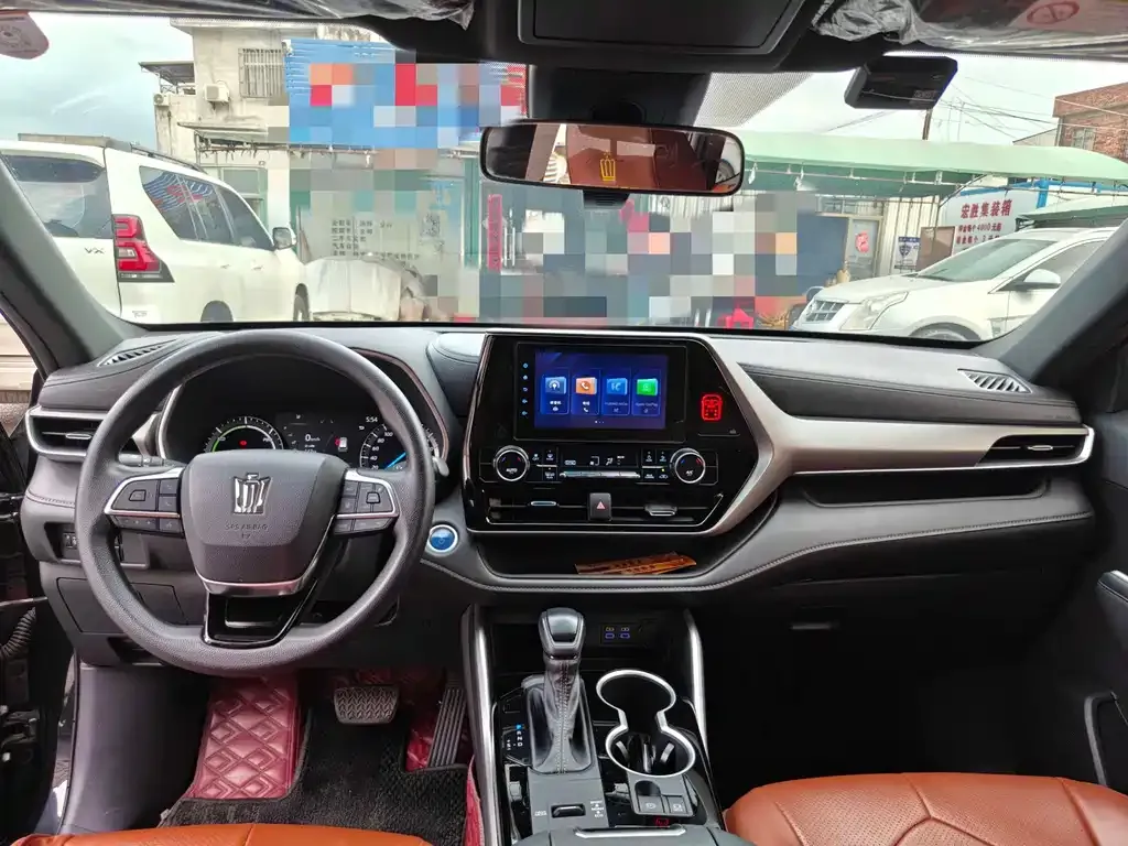 Toyota Crown Kluger 2022 из CN, фото 4