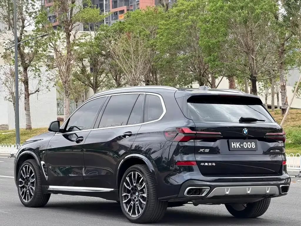BMW X5 — фото 10