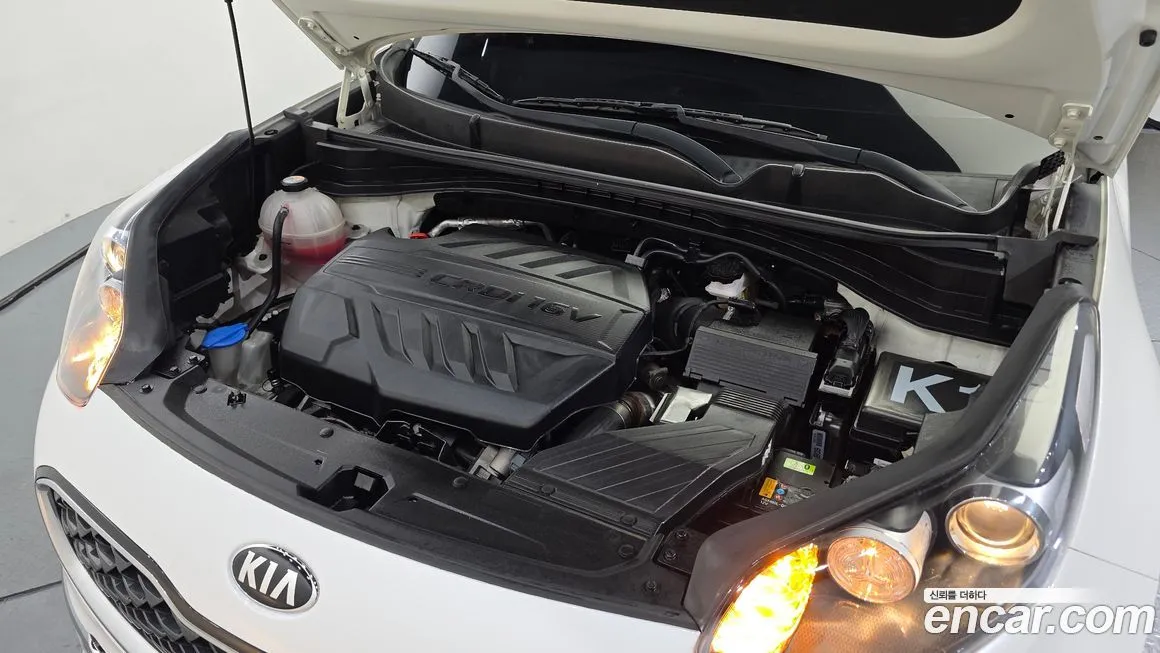 Kia Sportage — фото 8