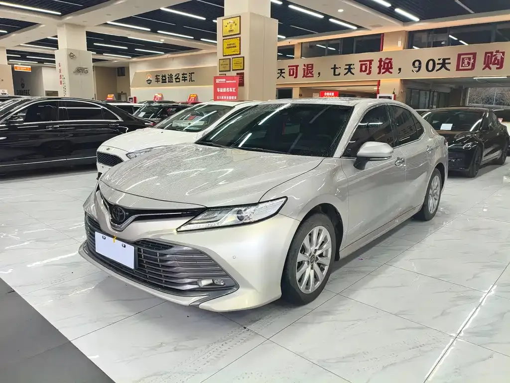 Toyota Camry 2021 из CN, фото 1