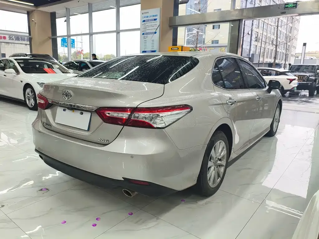 Toyota Camry 2021 из CN, фото 10