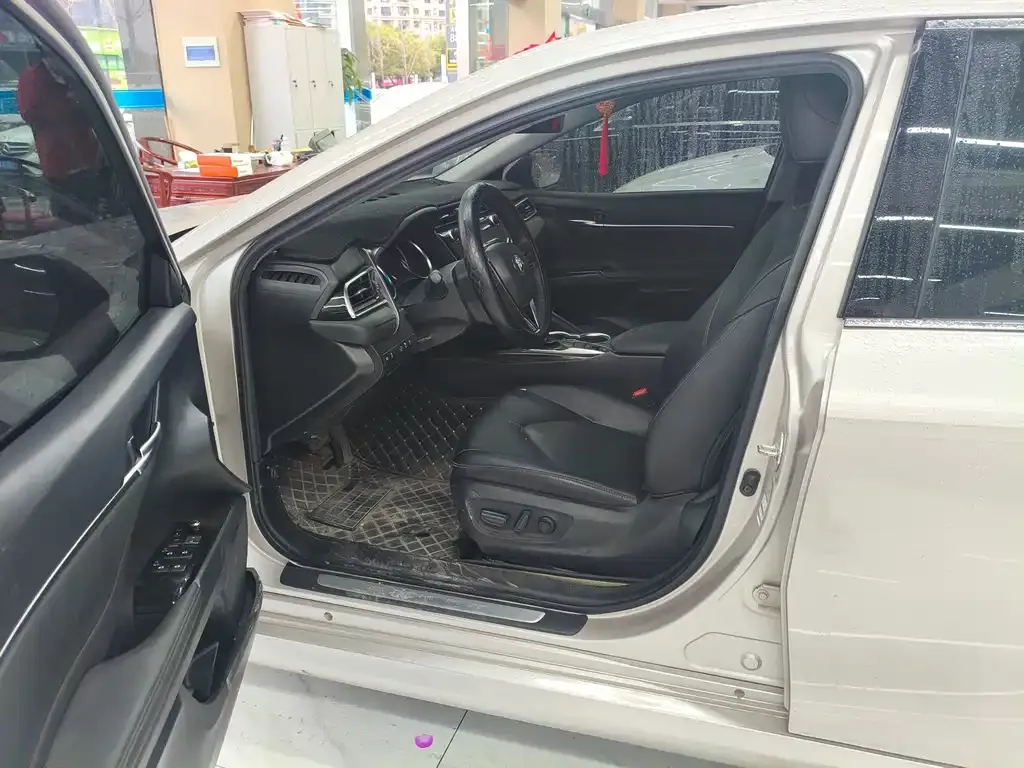 Toyota Camry 2021 из CN, фото 5
