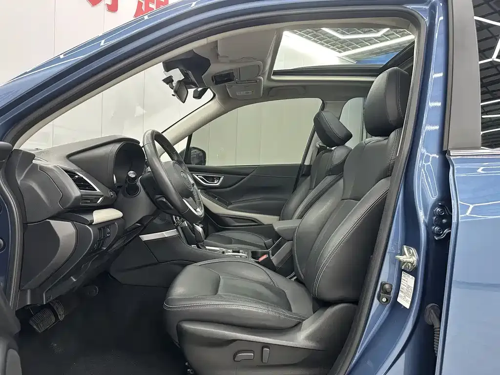 Subaru Forester 2022 из CN, фото 9