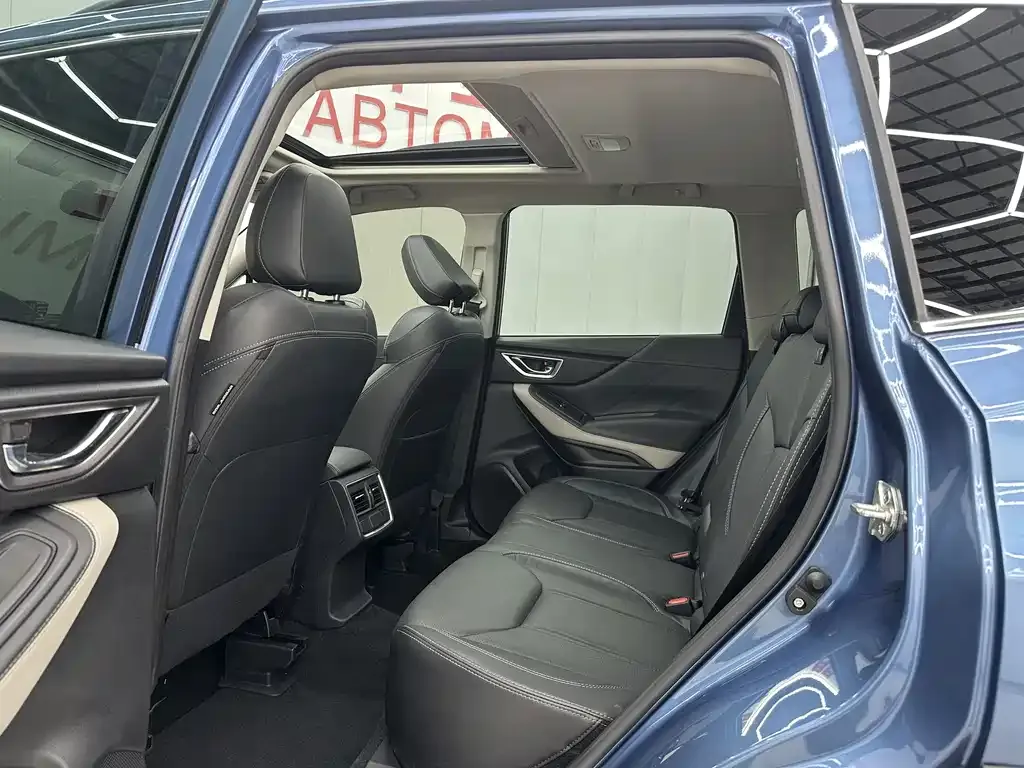 Subaru Forester 2022 из CN, фото 7