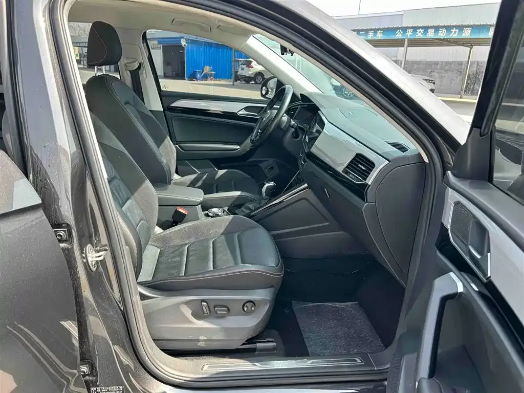 Volkswagen Tayron 2022 из CN, фото 3