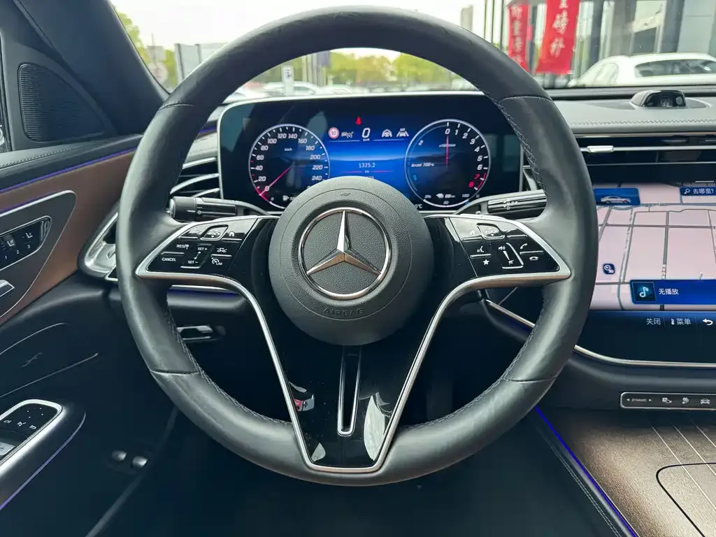 Mercedes-Benz E-Class New Energy — фото 4