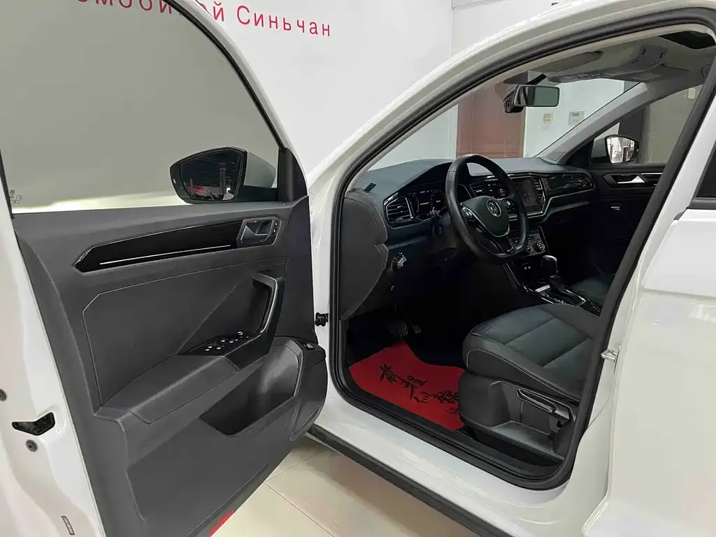 Volkswagen T-Roc 2022 из CN, фото 4