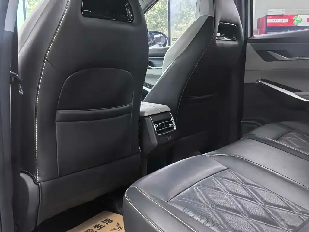 Changan CS75PLUS — фото 2
