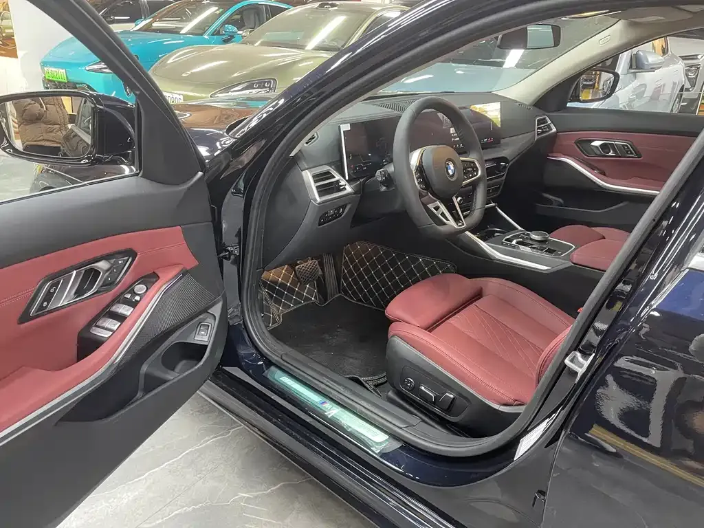 BMW 3 Series 2026 из CN, фото 5