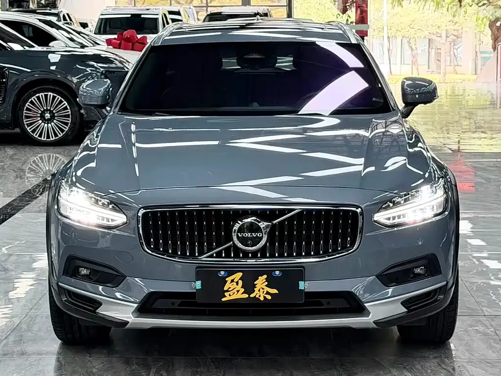 Volvo V90 — фото 10