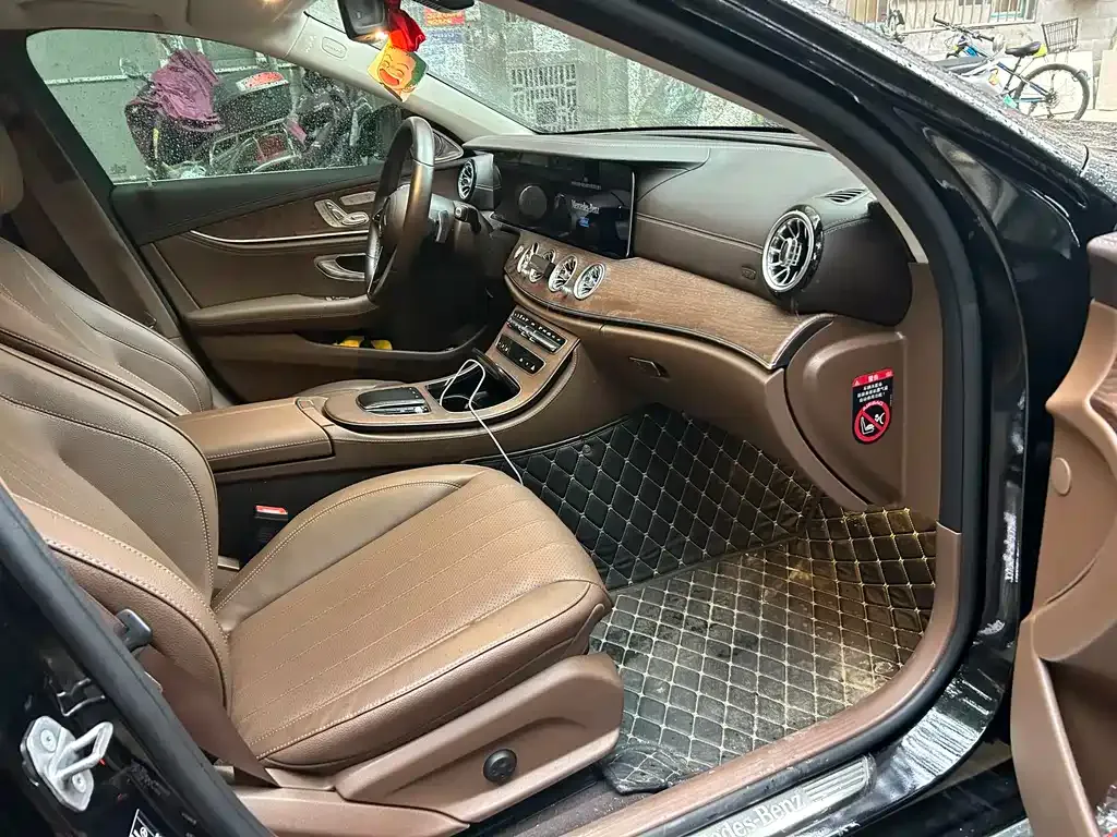 Mercedes-Benz E-Class 2023 из CN, фото 10