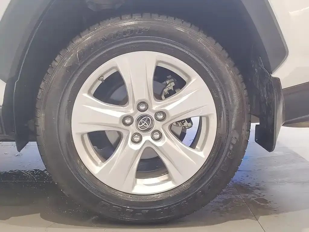 Toyota RAV4 2022 из CN, фото 5