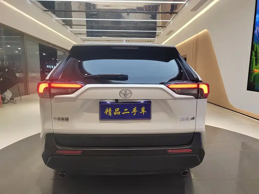 Toyota RAV4 2022 из CN, фото 7