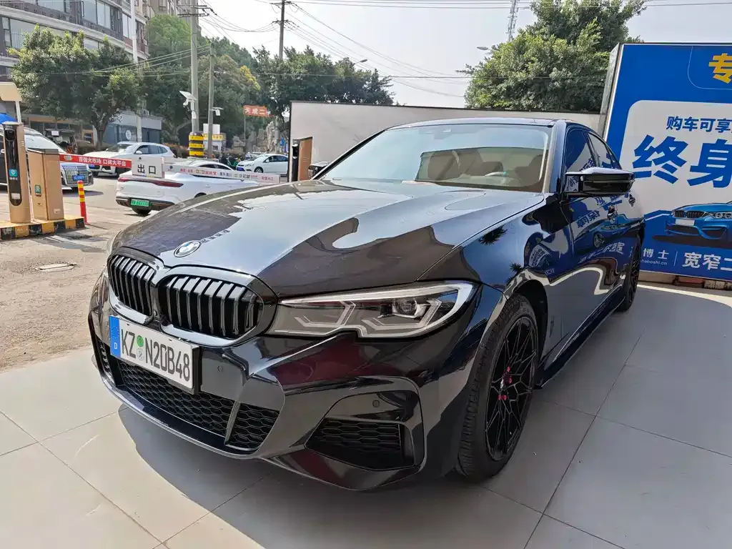 BMW 3 Series — фото 1