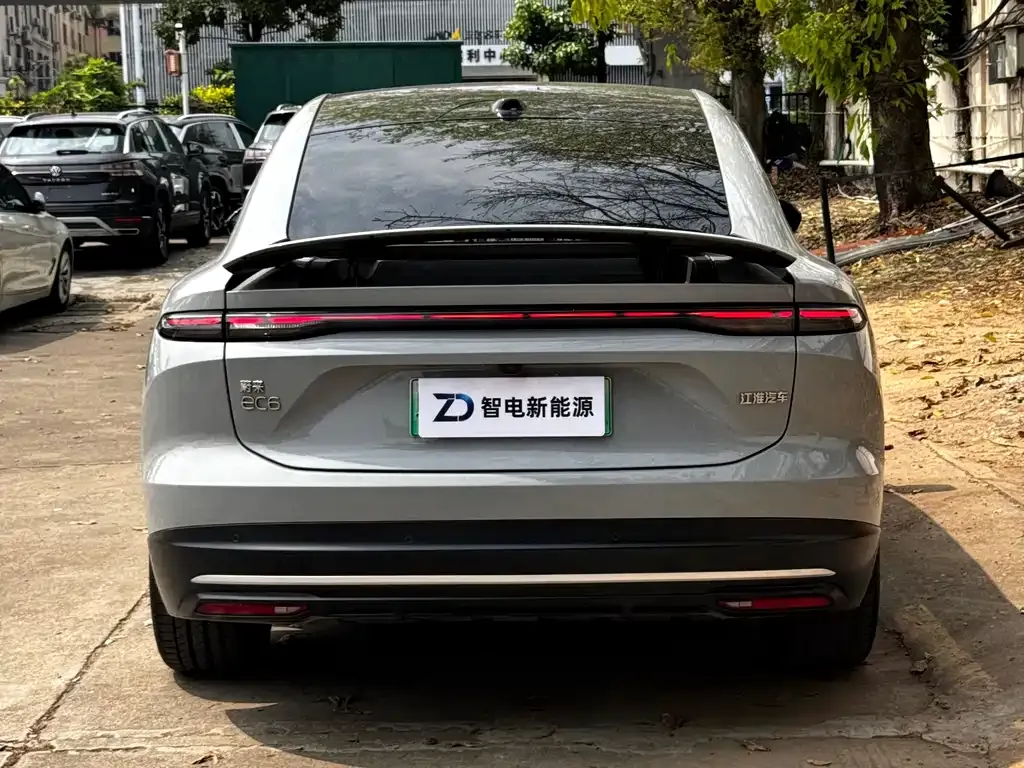 NIO EC6 — фото 5
