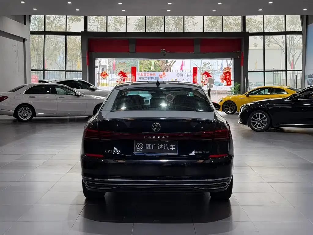 Volkswagen Passat — фото 5