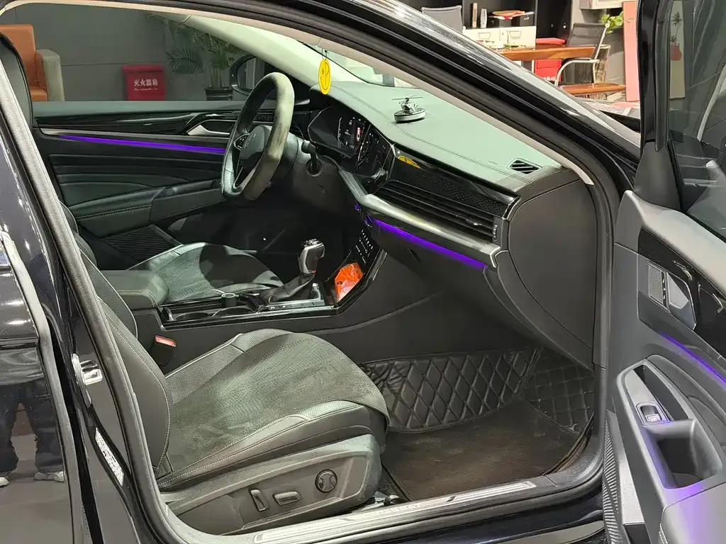 Volkswagen Passat — фото 6