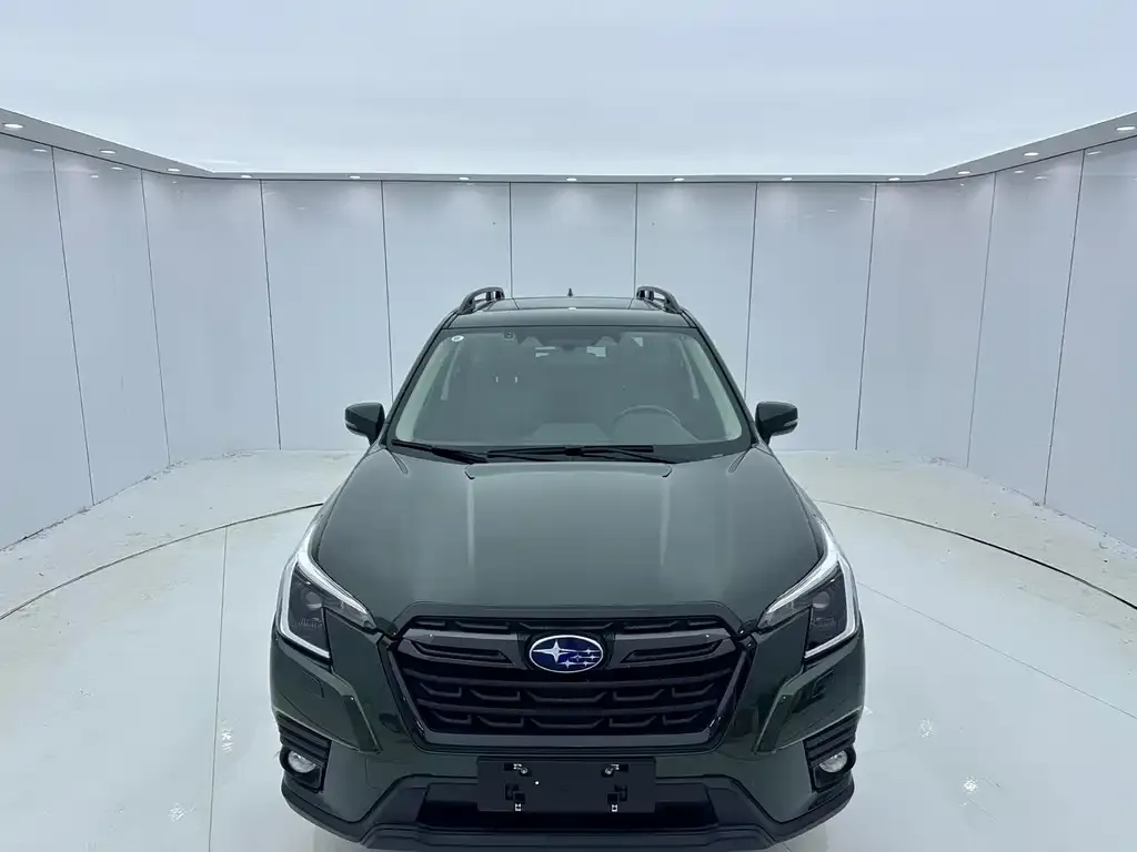 Subaru Forester 2022 из CN, фото 6