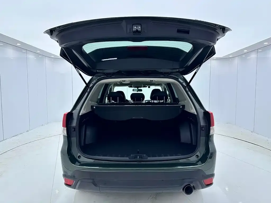 Subaru Forester 2022 из CN, фото 5