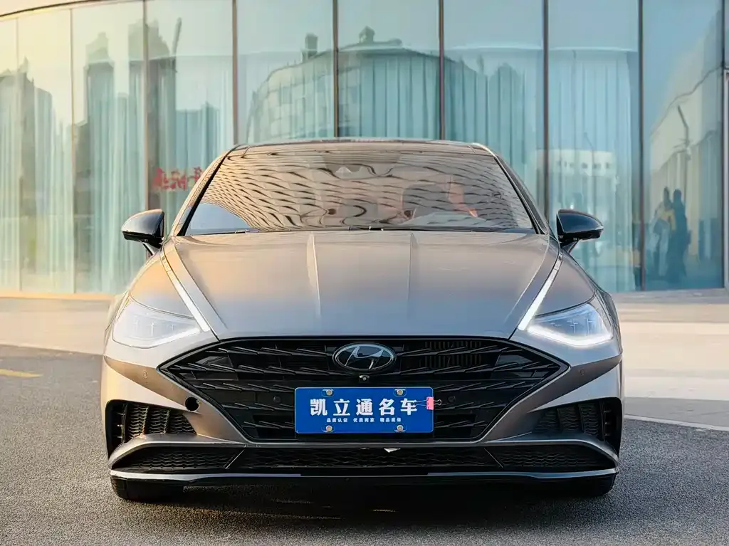 Hyundai Sonata 2022 из CN, фото 2