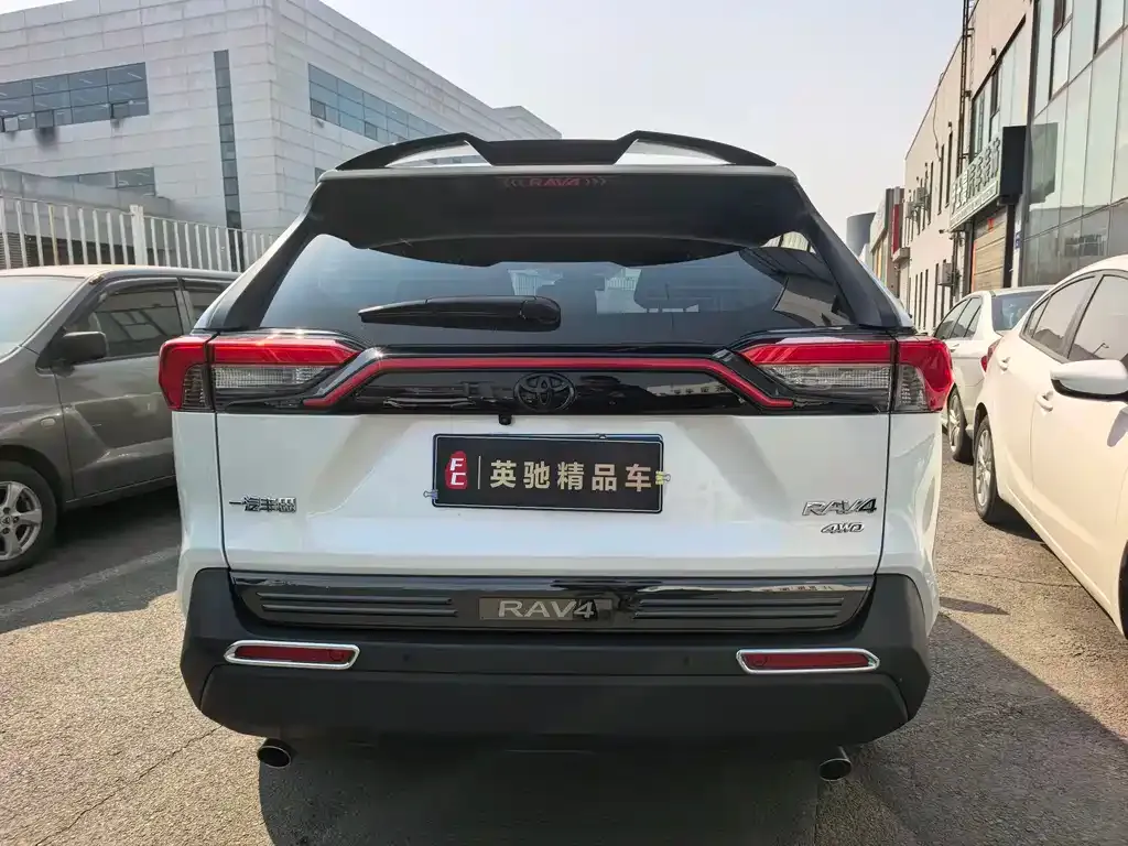 Toyota RAV4 2021 из CN, фото 3
