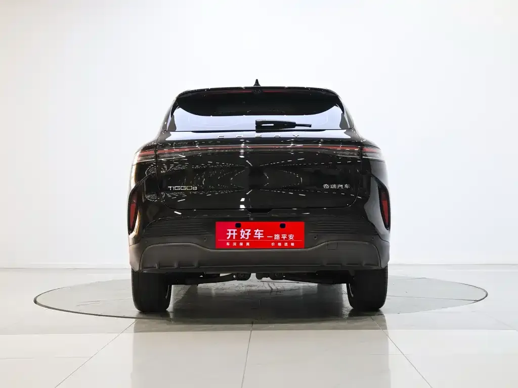 Chery Tiggo 8 — фото 2