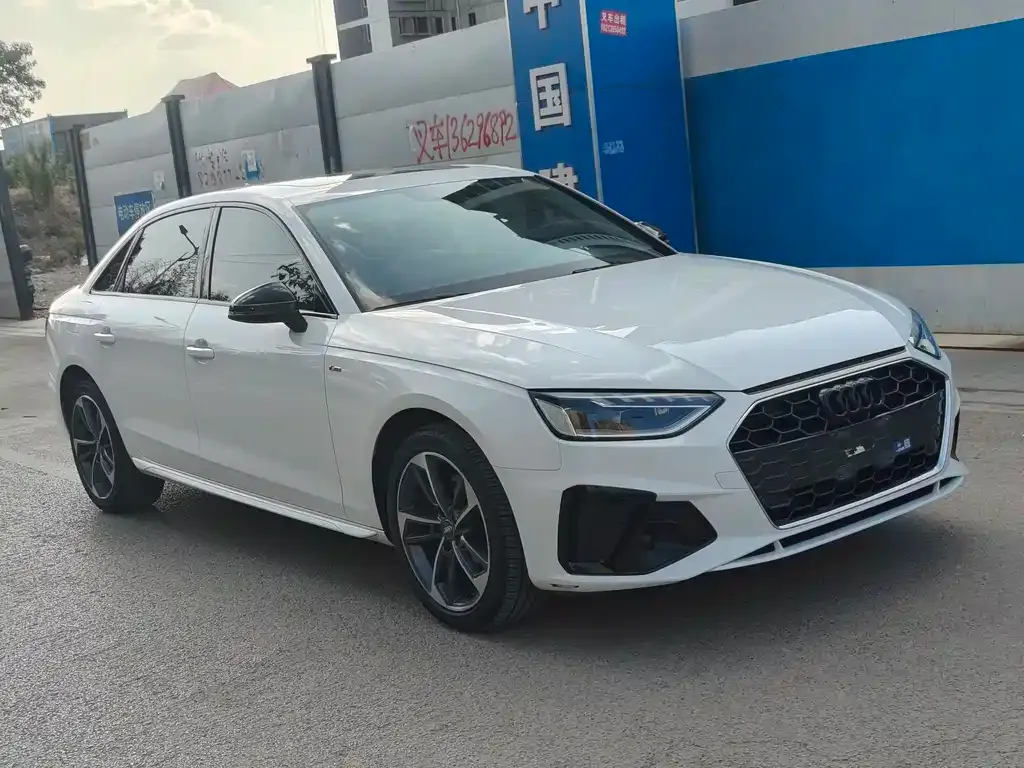 Audi A4L 2021 из CN, фото 9