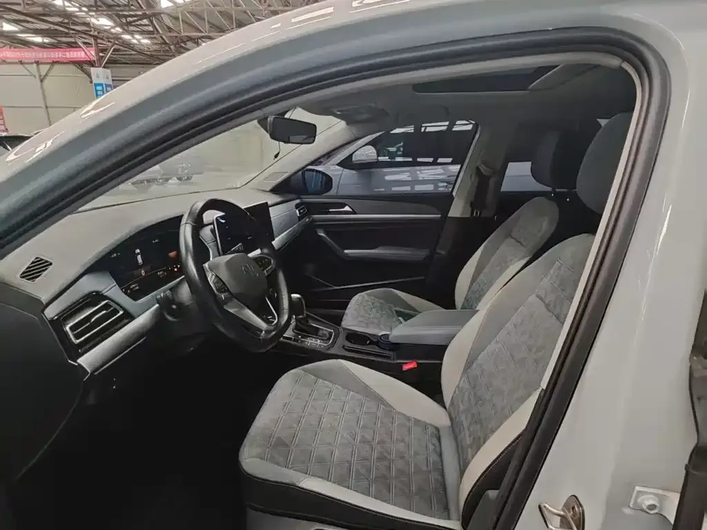 Volkswagen Lavida 2022 из CN, фото 9