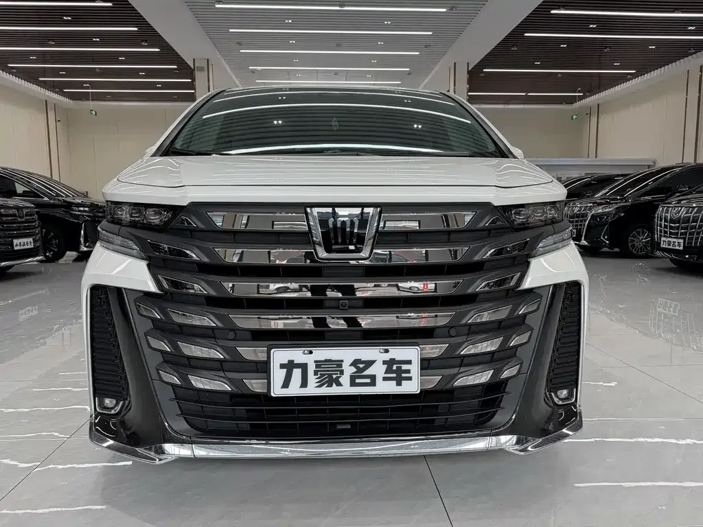 Toyota Vellfire 2023 из CN, фото 6
