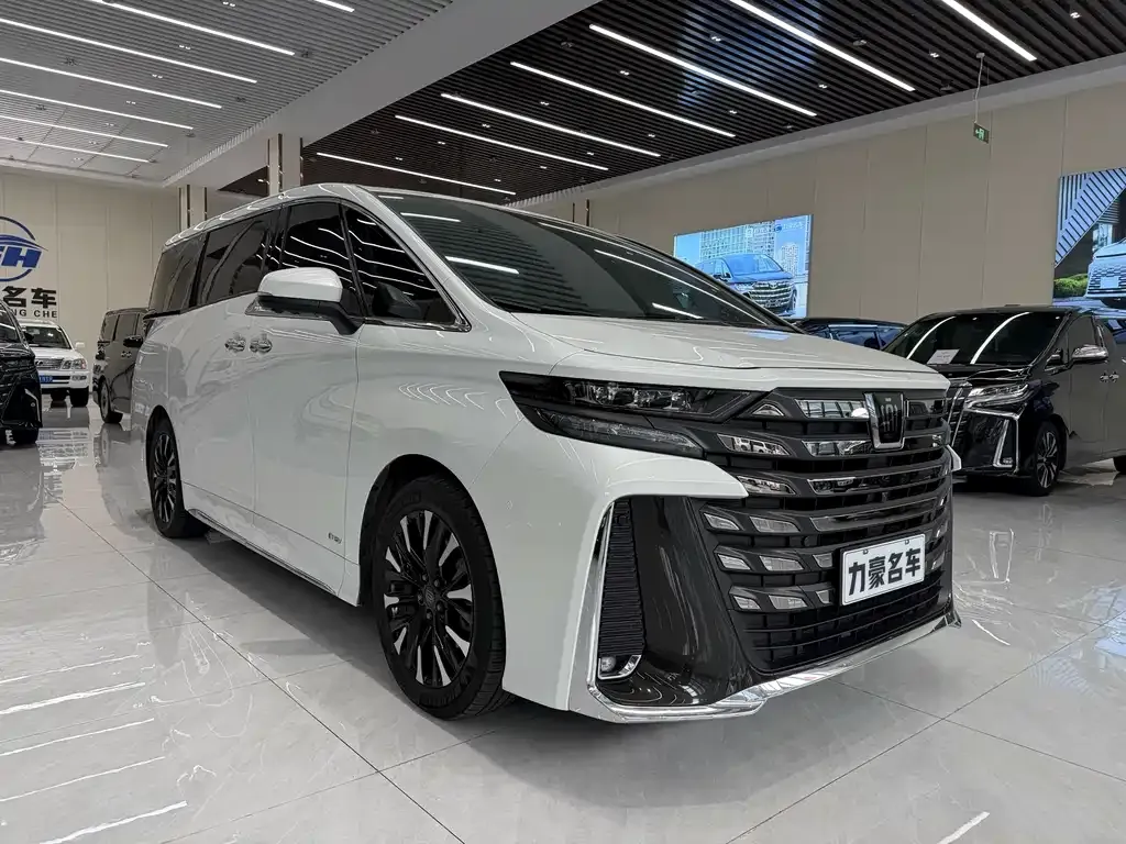Toyota Vellfire 2023 из CN, фото 10