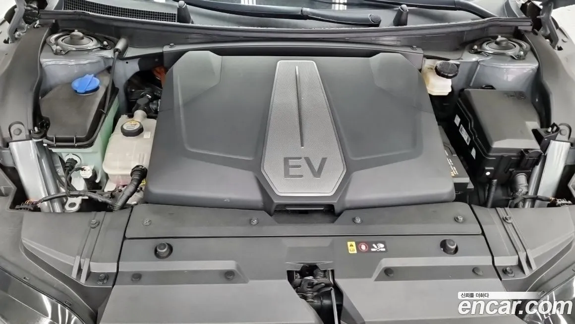 Kia EV6 — фото 2
