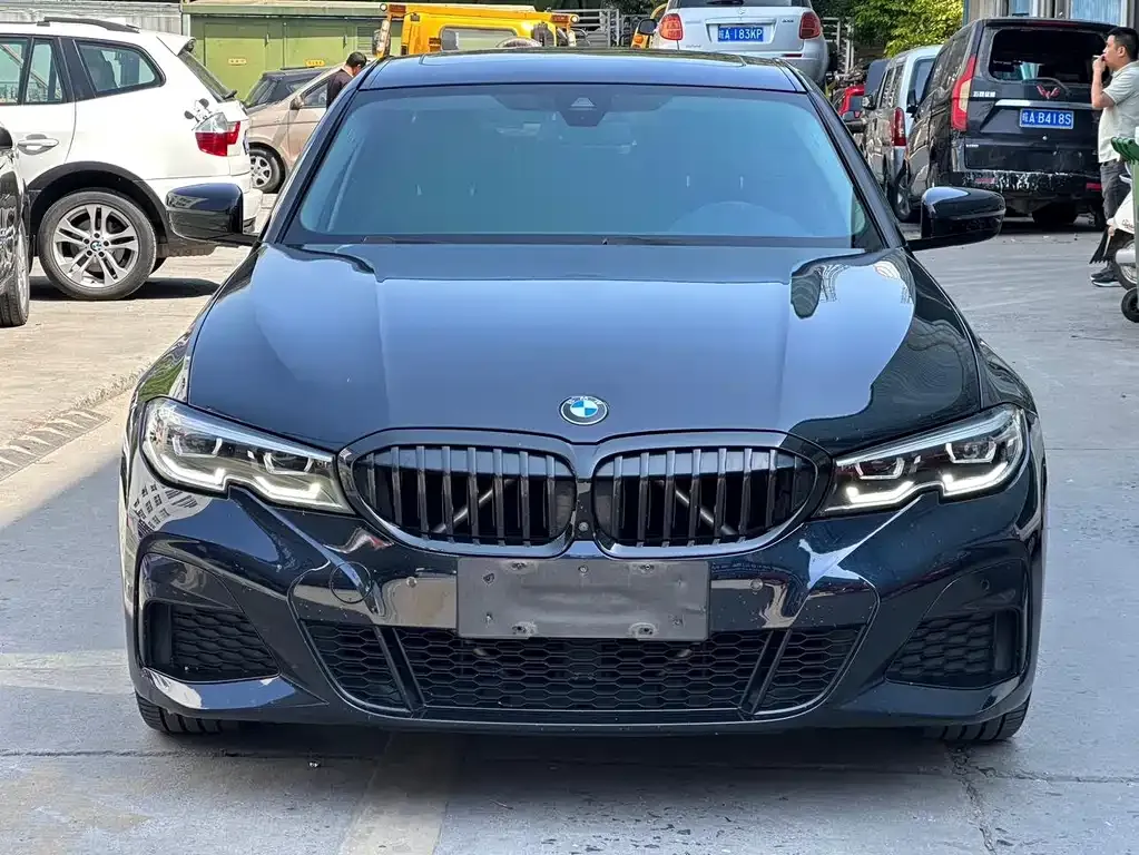 BMW 3 Series 2022 из CN, фото 4