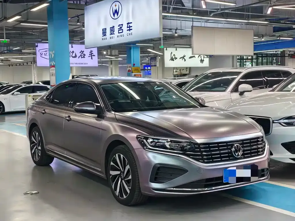 Volkswagen Passat — фото 1