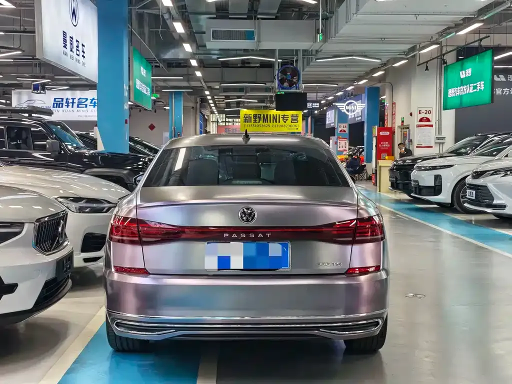 Volkswagen Passat — фото 4