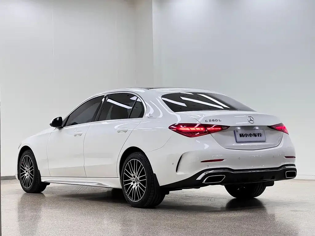 Mercedes-Benz C-Class — фото 10