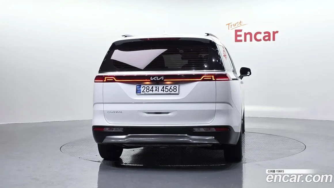 Kia Carnival 2023 из KR, фото 2