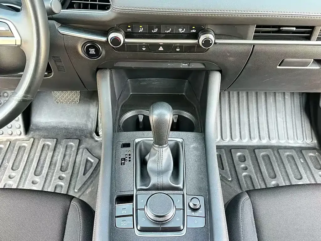 Mazda 3 Axela 2022 из CN, фото 8