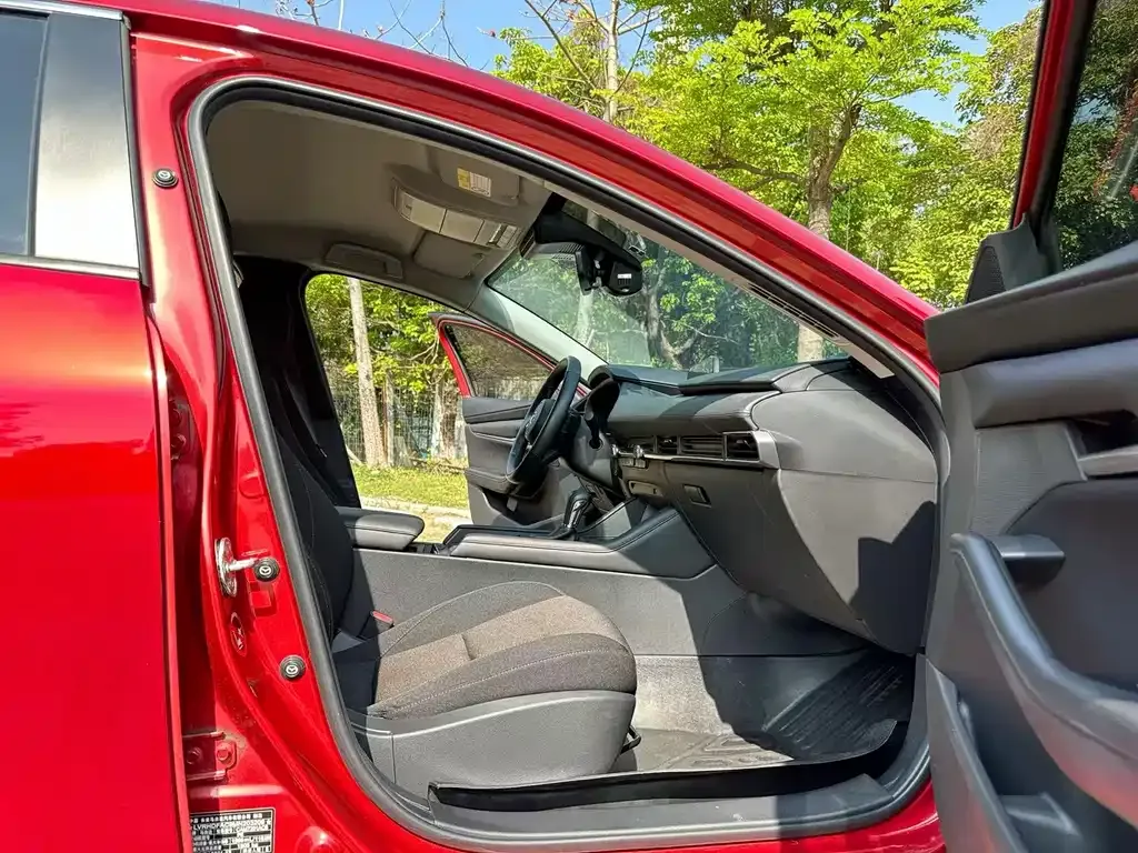 Mazda 3 Axela 2022 из CN, фото 6