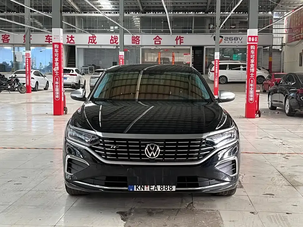 Volkswagen Passat — фото 8