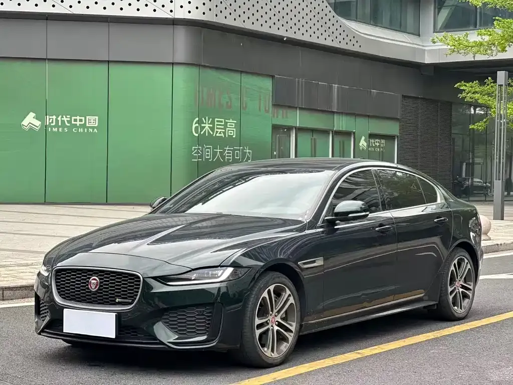 Jaguar XEL — фото 1