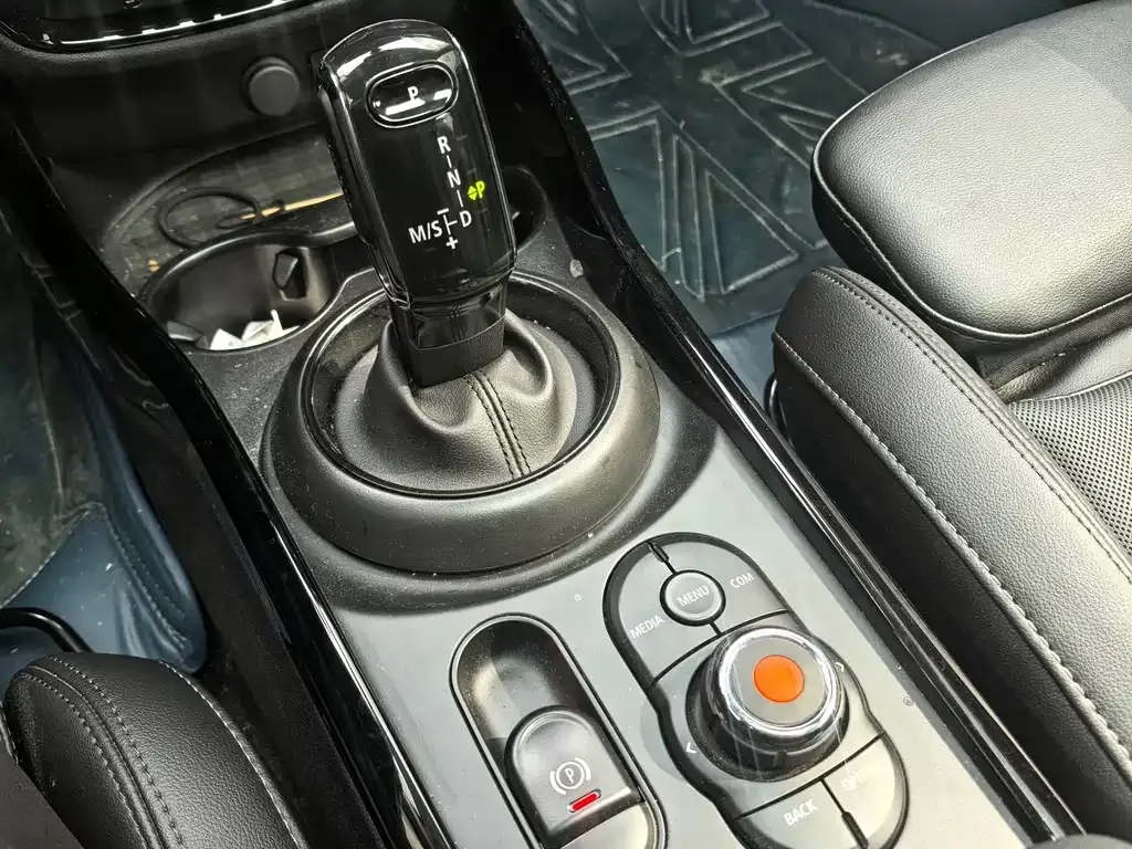 MINI Clubman 2021 из CN, фото 10