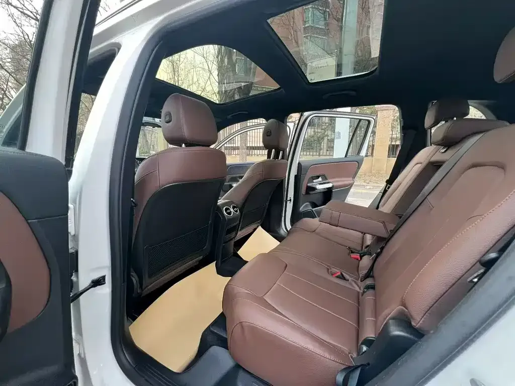 Mercedes-Benz GLB 2023 из CN, фото 2