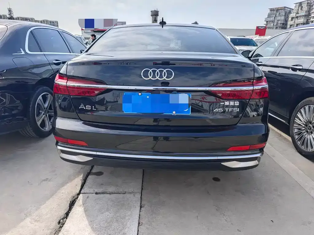 Audi A6L — фото 4