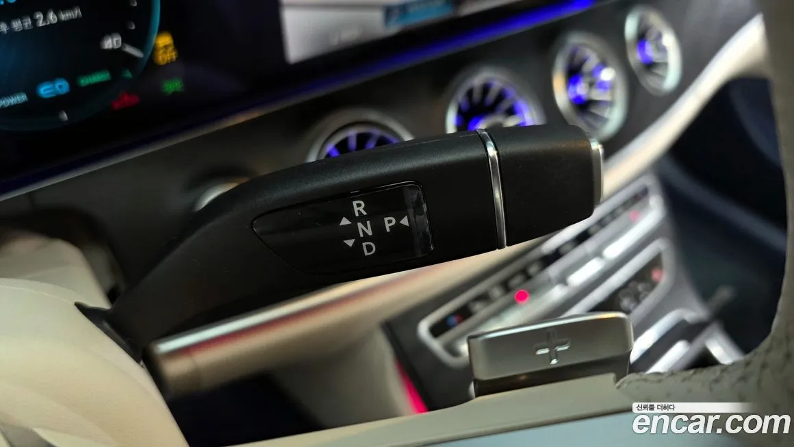 Mercedes-Benz E-Class 2023 из KR, фото 9