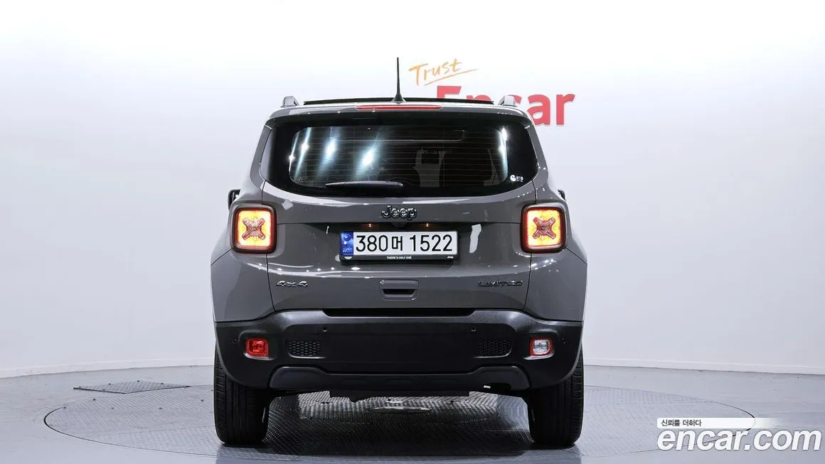 Jeep Renegade 2022 из KR, фото 2