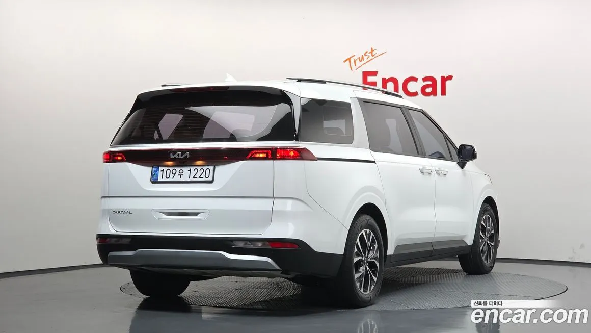 Kia Carnival 2023 из KR, фото 3