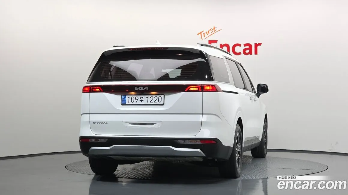 Kia Carnival 2023 из KR, фото 9
