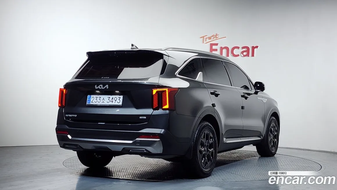 Kia Sorento — фото 6